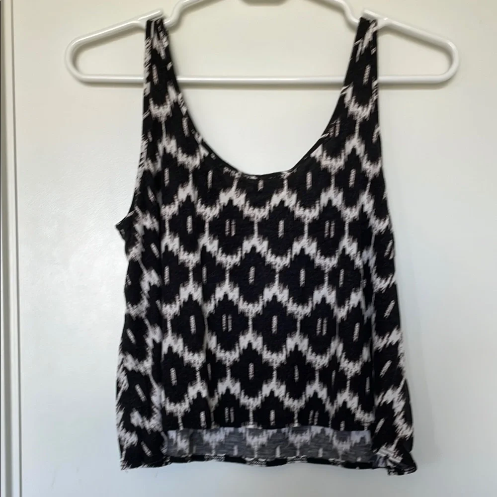 💫Patterned Crop Tank Top Small - Picture 4 of 5